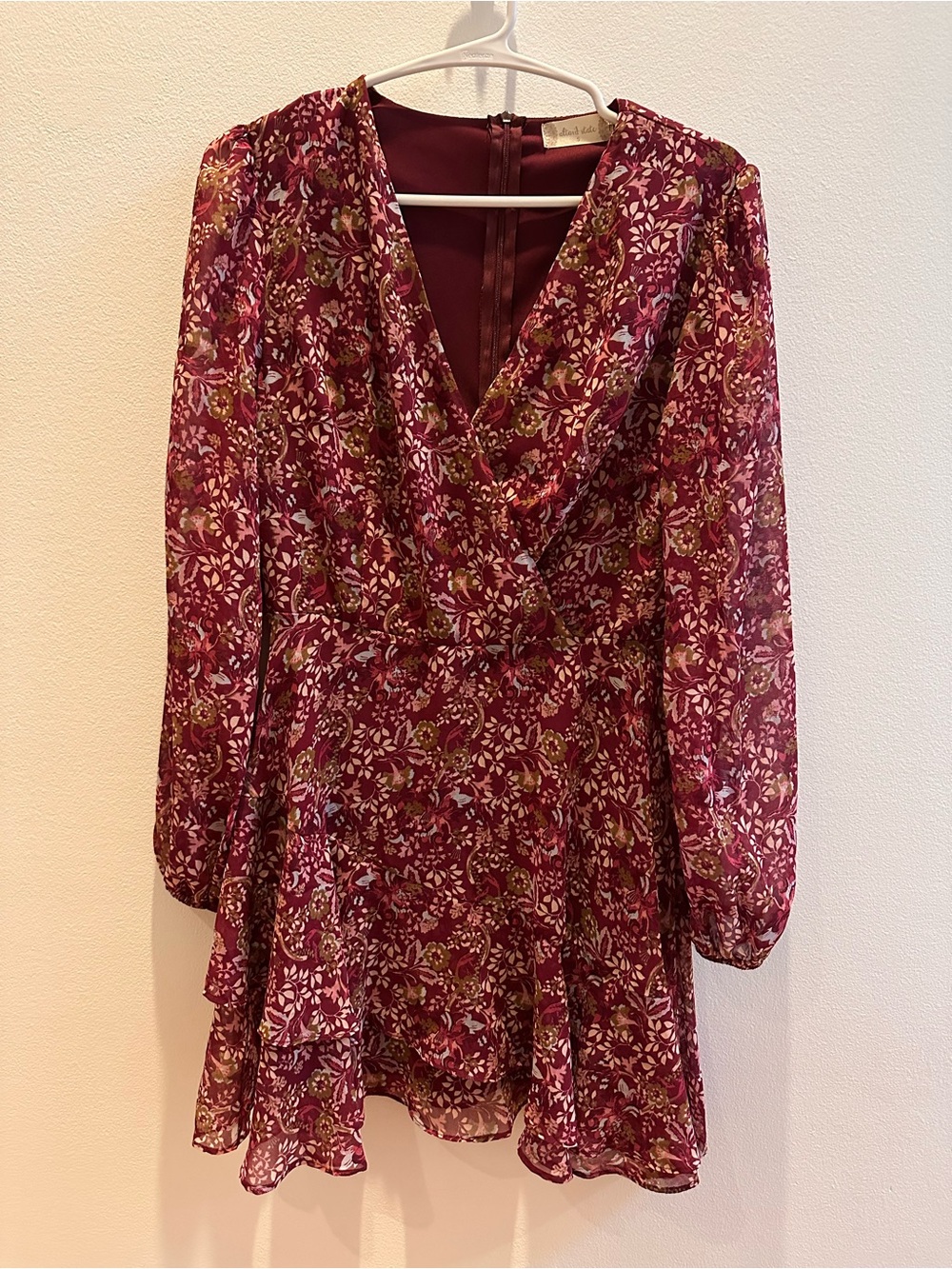 Altar'd State Burgundy Floral V-Neck Long Sleeve Tunic Dress - size small